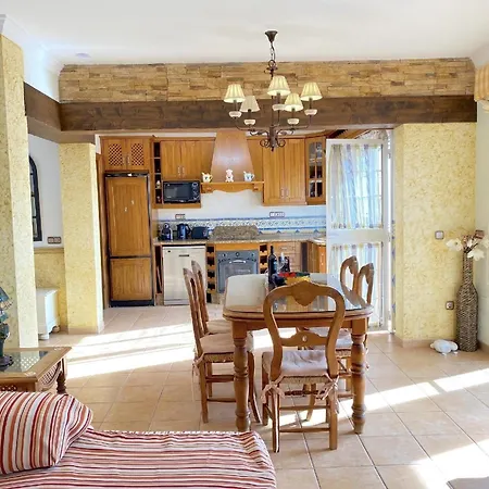 Holiday home Mit Privatpool Fuer 10 Personen Ca 240 Qm In Nerja, Andalusien Costa Del Sol *